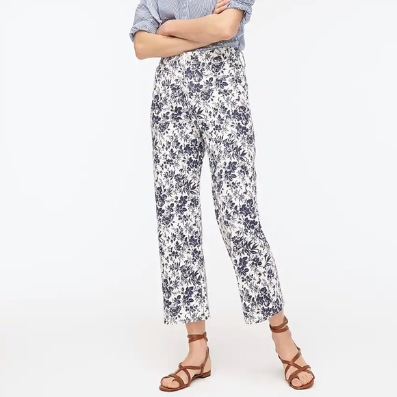 J. Crew Pants - NWT J. Crew Slim Wide-Leg Jean in Floral Toile Print Size 27